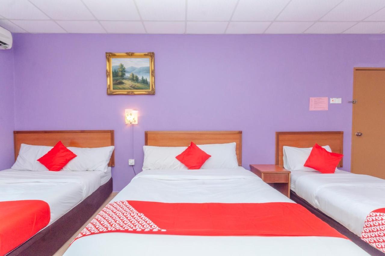 Oyo 702 D View Hotel Mersing Bagian luar foto